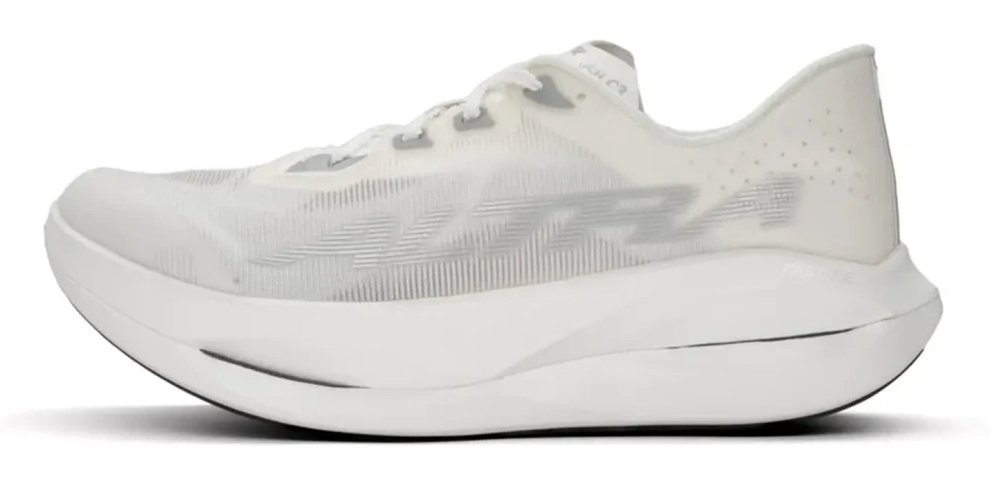 Altra Vanish Carbon 3 Women's running shoe in white, lateral side view on white background
